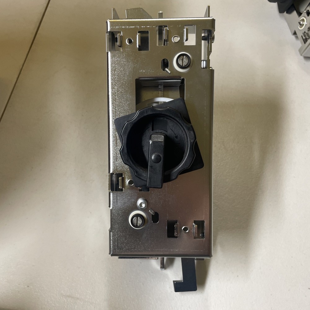 ABB 3HAC1432-1 Rotary Door Interlock Robot Controller