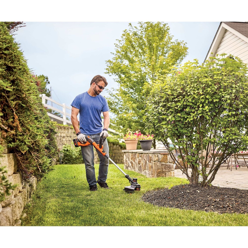 BLACK+DECKER 40V Max Lithium String Trimmer - LST140C