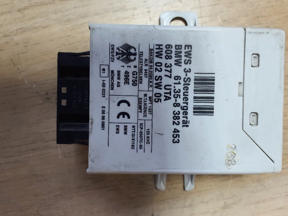 BMW Immobilizer Control Unit 8382453 E39 E46