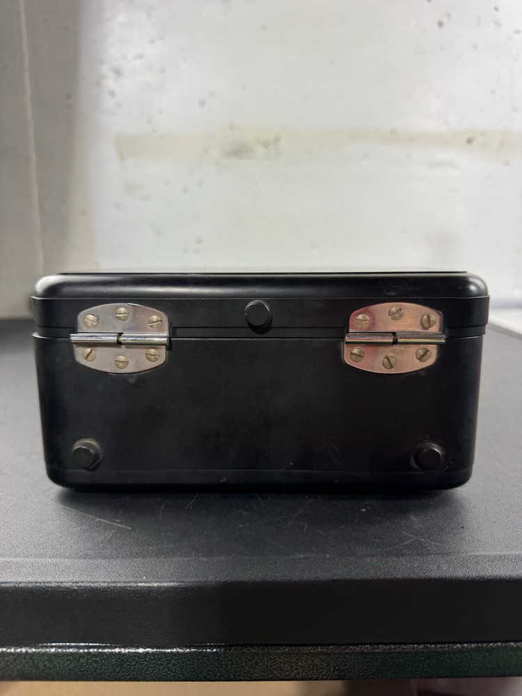 Weston Model 622 Voltmeter Diect Current Bake Lite Fold Out Case Clean