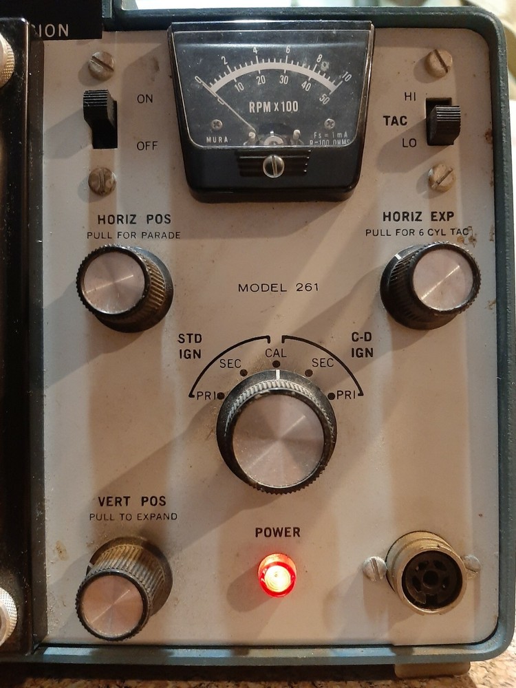 CONAR INSTRUMENTS 261 ANALYZER NRI AUTOMOTIVE DIVISION UNIT POWERS ON