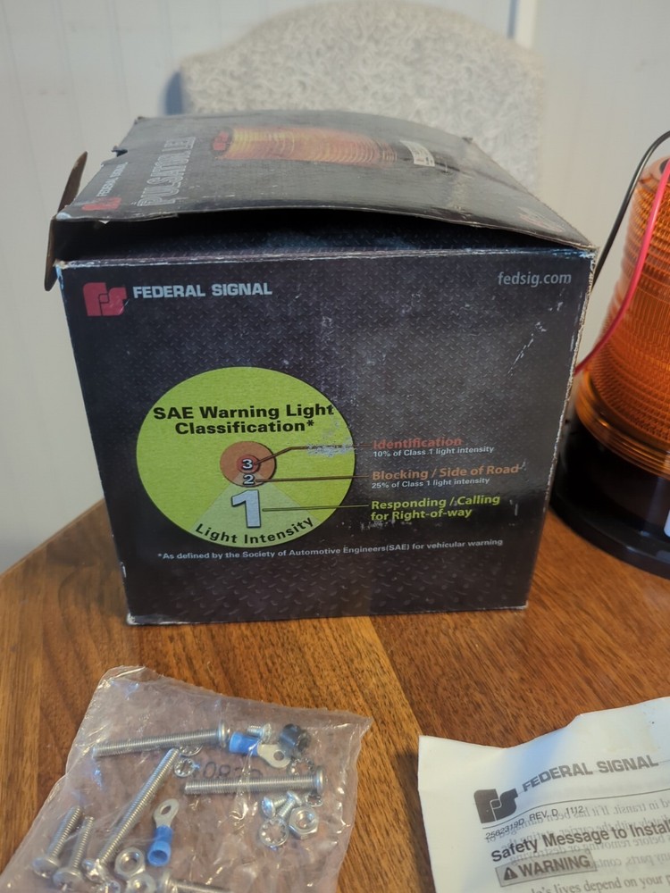 Federal Signal - LED Beacon , Pulsator , Permanent Mount.