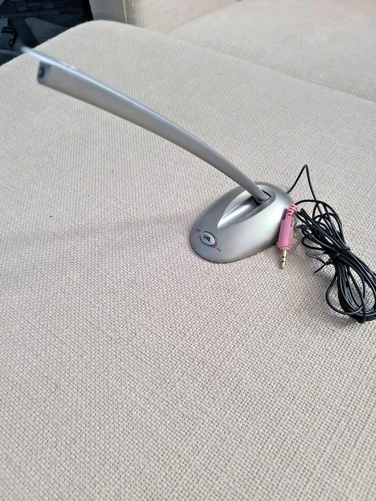 Cyber Acoustics CVL-1064  Desktop Microphone