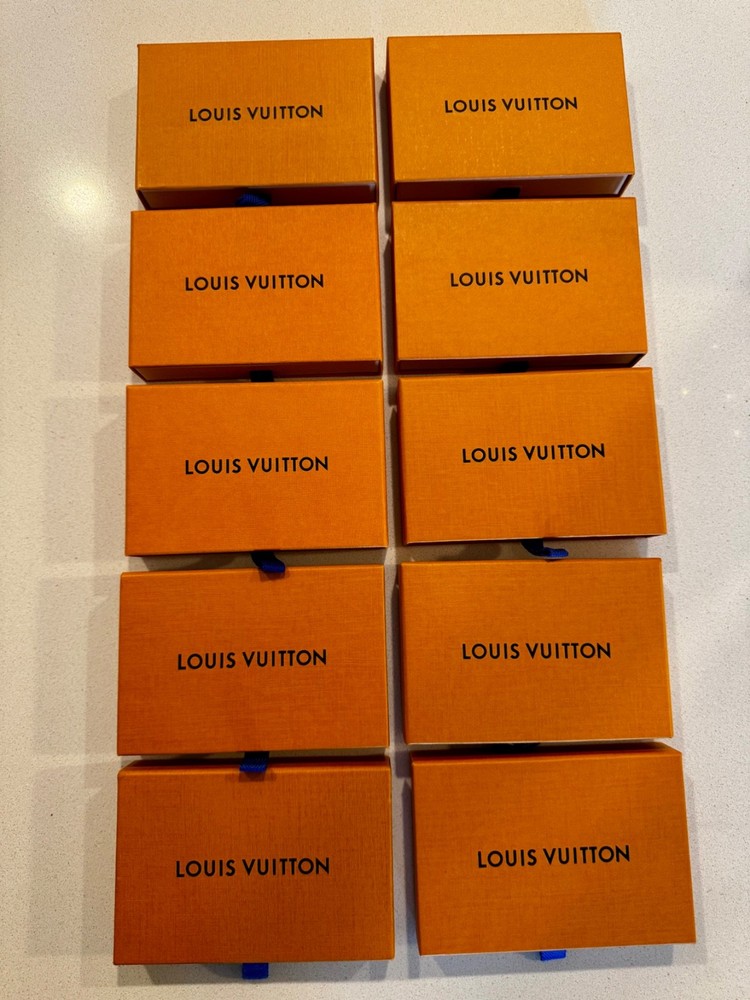 Authentic Louis Vuitton Orange Gift Boxes in Excellent Condition 5.5”x4”x1.5”