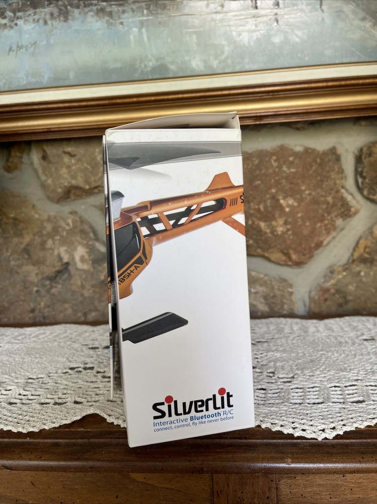 Silverlit Interactive Bluetooth R/C Blu-Tech Heli BSH-A B4620 Opened
