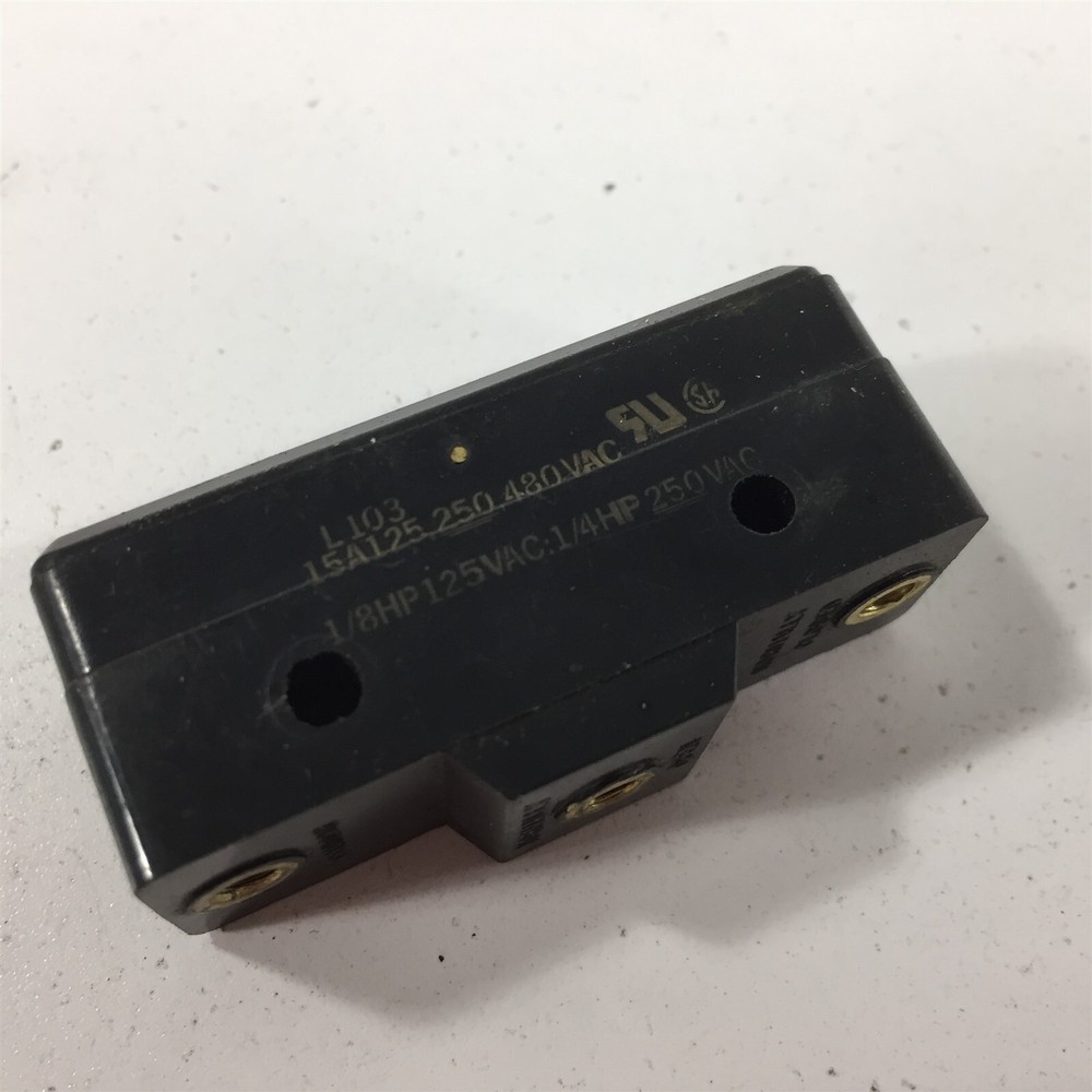 (1) Honeywell BZ-R814-A2 Microswitch
