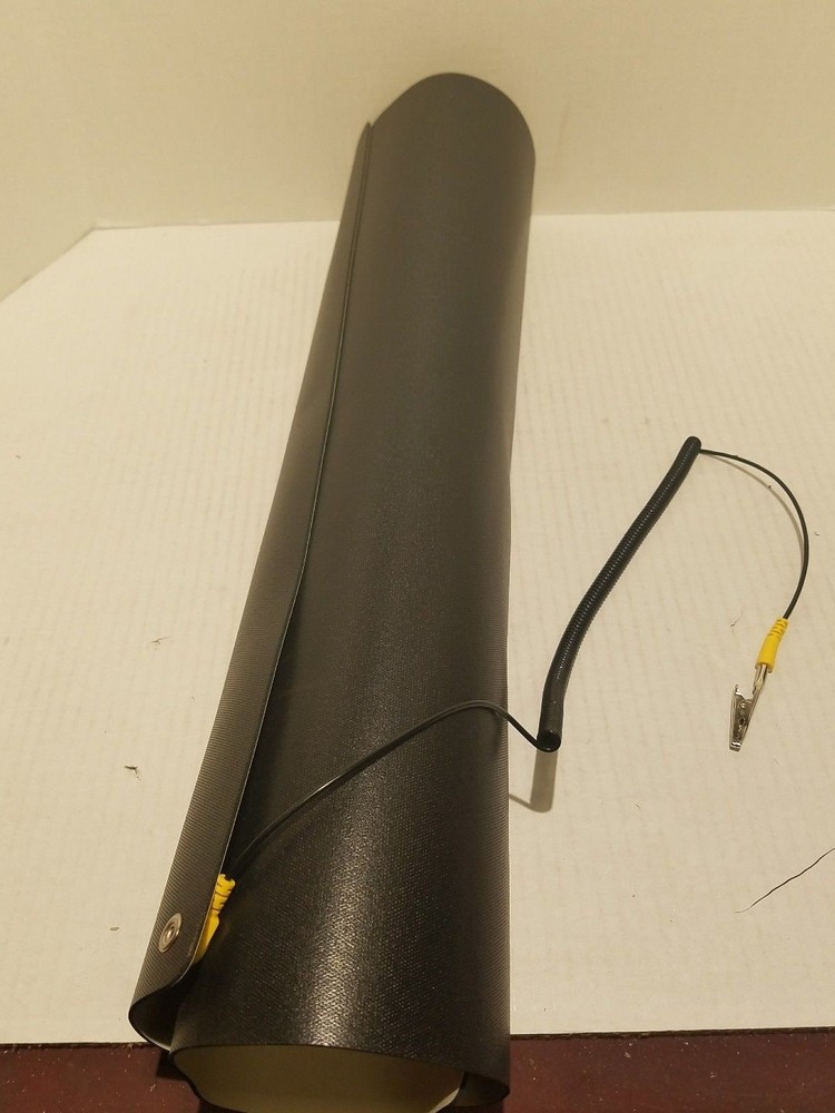 Rosewill Anti-Static Mat Components Other RTK-ASM Black/Ivory