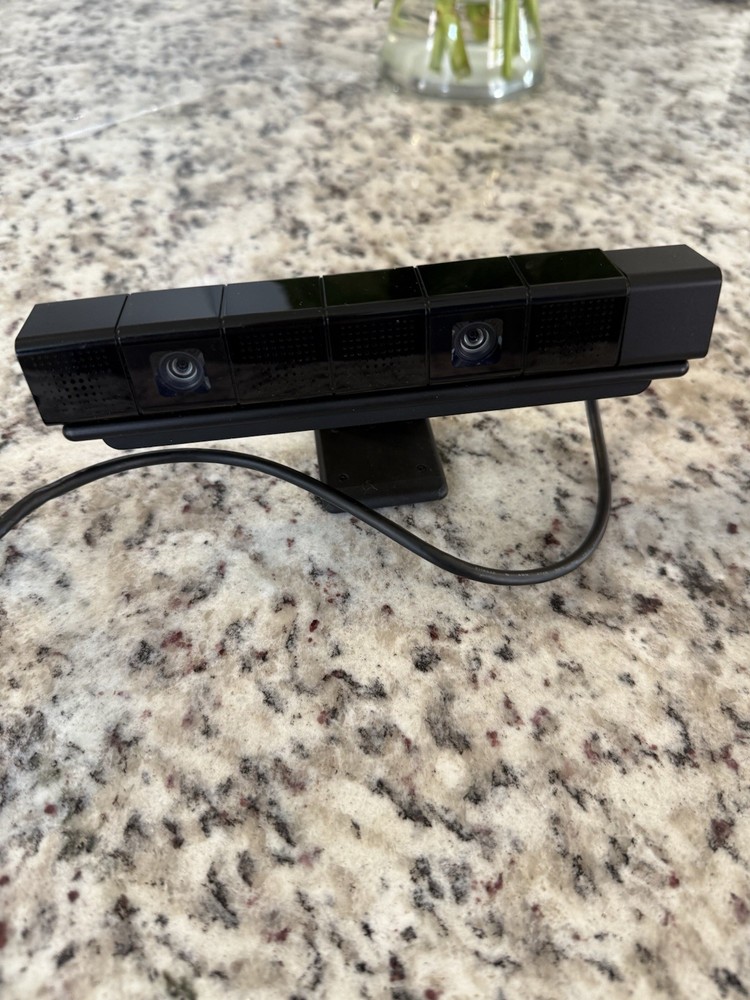 PS4 Camera (Working Condition With Minor Cord Damage)
