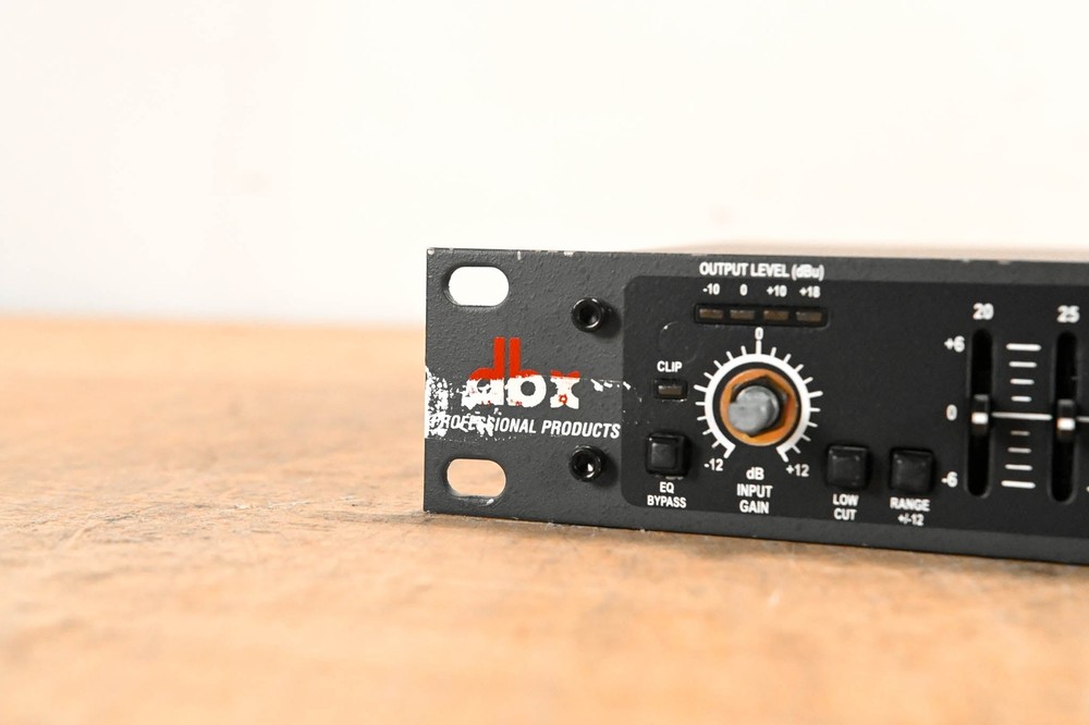 dbx 131 31-Band Graphic Equalizer CG01VRG