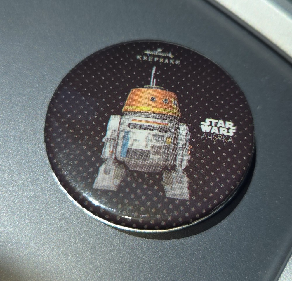 Star Wars AHSOKA Hallmark SSCC Comic Con Promo Pin Button 2025