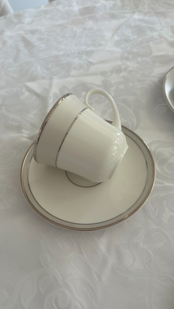 RICKARD CHINA SOLSTICE 5 PIECE SET