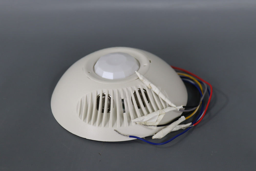 HUBBELL LIGHTING OMNIDT2000RP Ultrasonic and PIR Ceiling Sensor, White