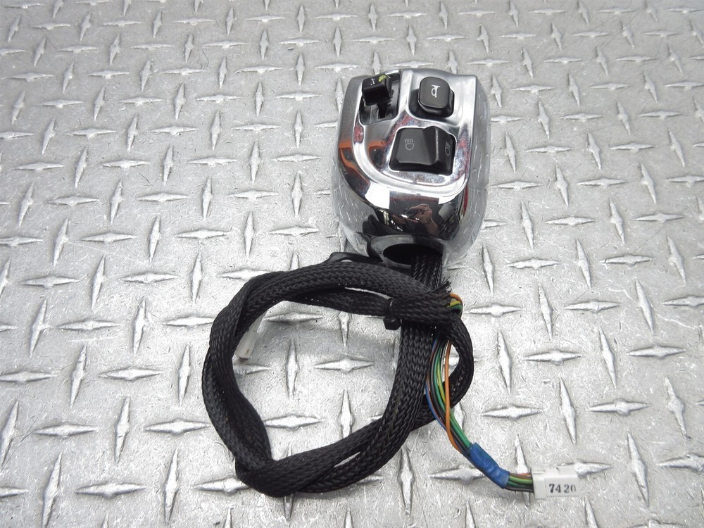 2017 16-24 Indian Springfield Left Handlebar Control Switch Signal Light Horn