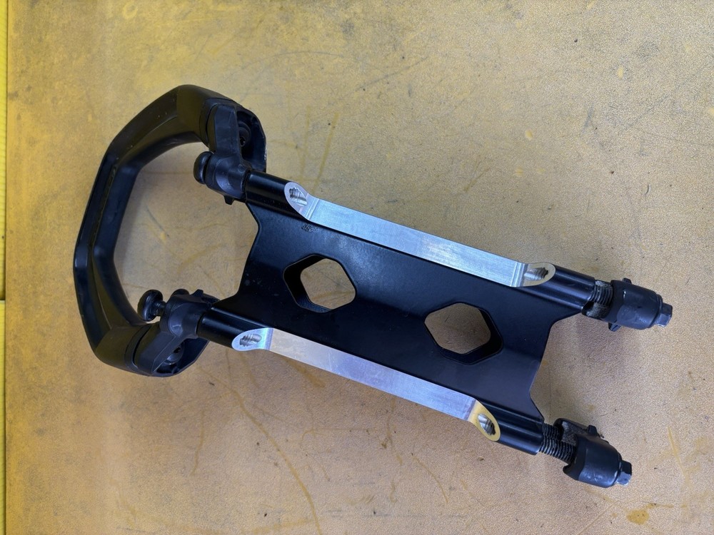 2022 Ski-doo Summit SP 850 Handlebar Riser With Mountain Bar 109