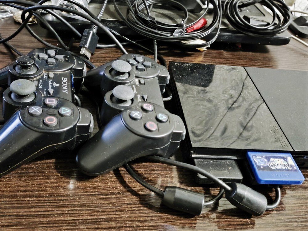 Vintage Sony Playstation 2 console. Game console +2 joysticks