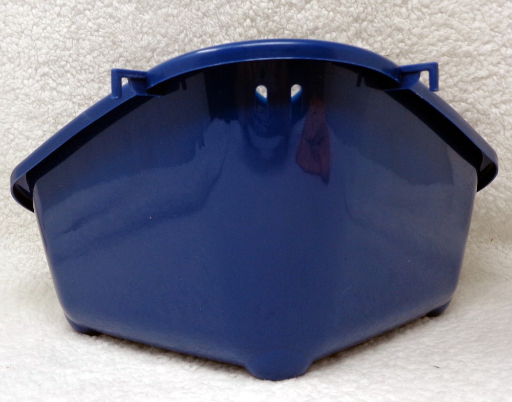 Small Animal Corner Blue Litter Pan