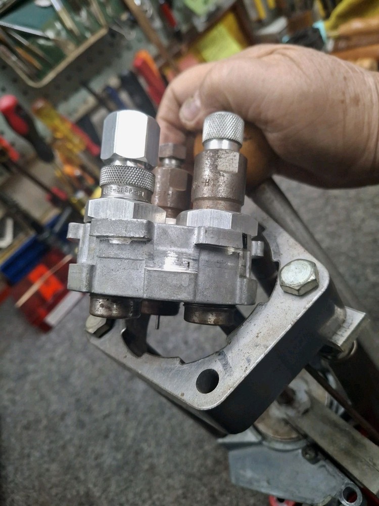Lee Pro 1000 Reloading Press (Read Description)