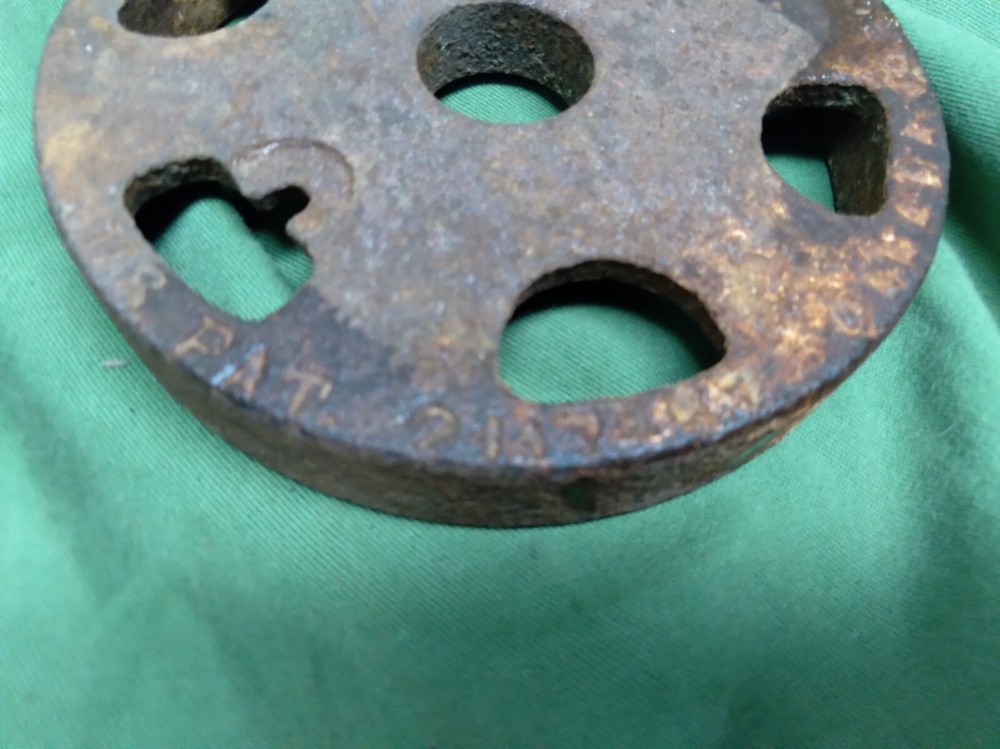 Vintage Cast Iron Valve Handle - 4" - Steampunk Possible
