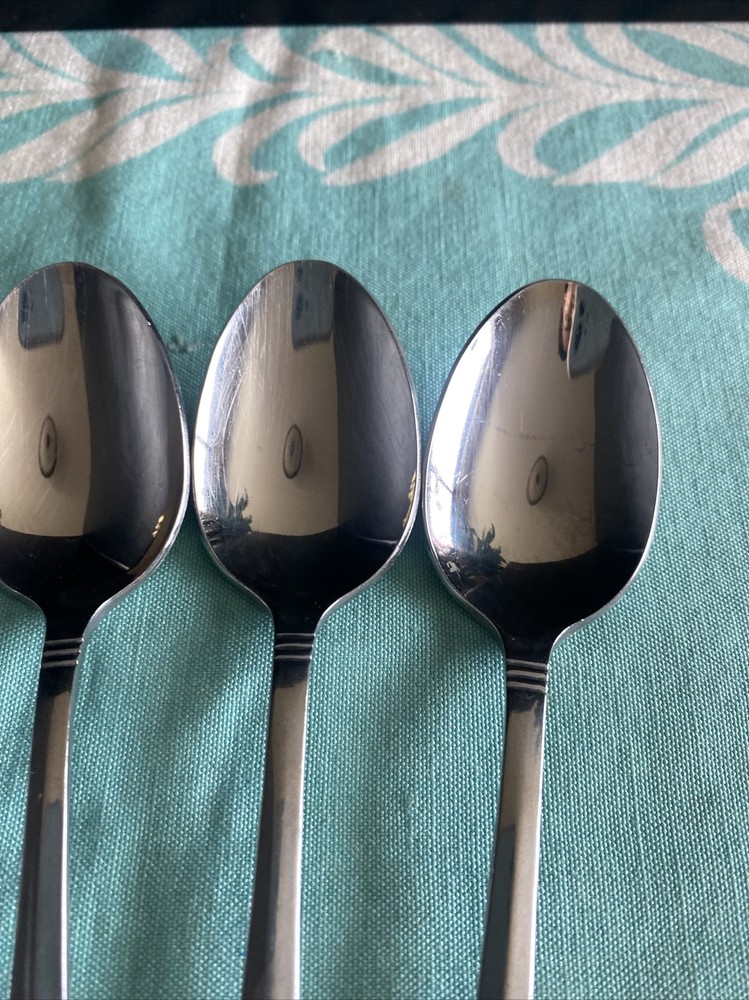 5 Pcs Rogers Co Country Shell Teaspoon Stainless Flatware