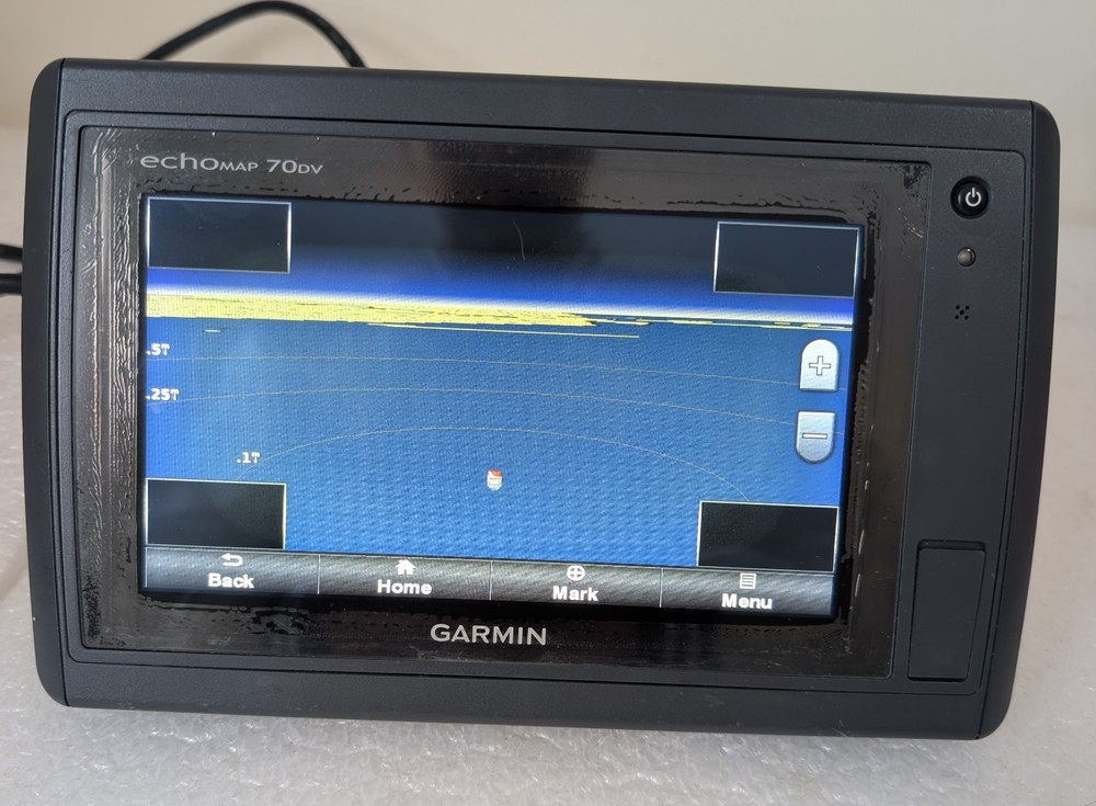 Garmin - echoMAP 70DV - 7" Fishfinder/Chartplotter Touch Screen Works Fine