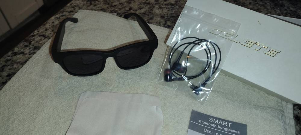 Gelete Bluetooth Smart Glasses BLACK Open Box