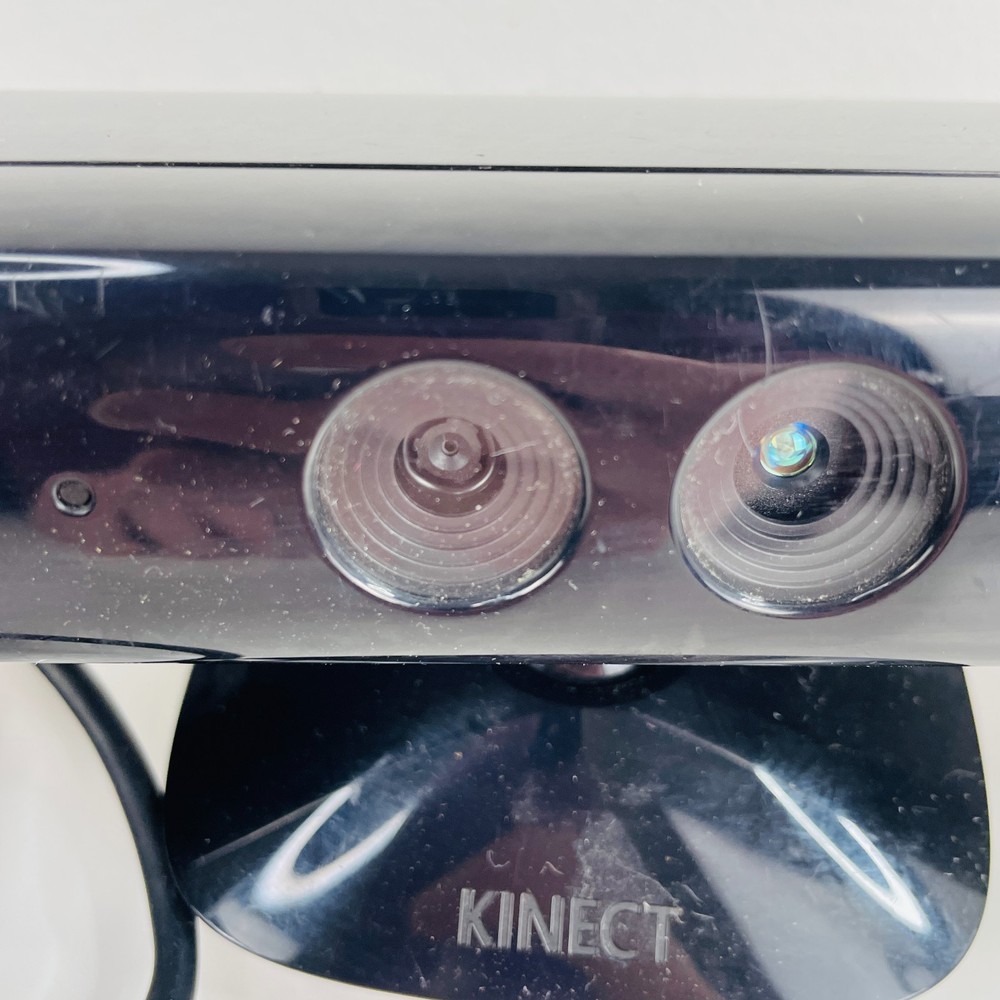 Xbox 230 Kinect Motion Sensor Bar Model 1473 Microsoft 2007 - Read