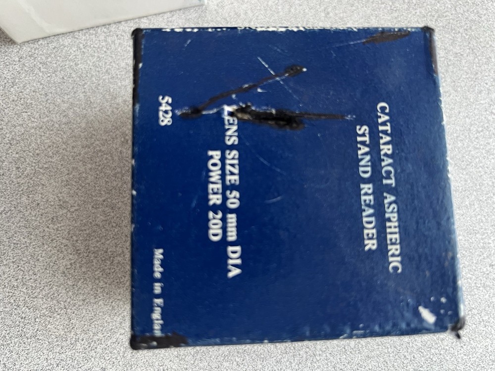 Stable Aspheric Magnifier On Stand 20 Diopters