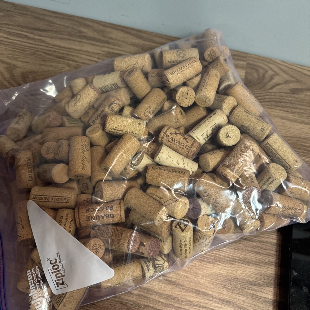Corks 2.77 pounds Natural Tapered Soft Corks
