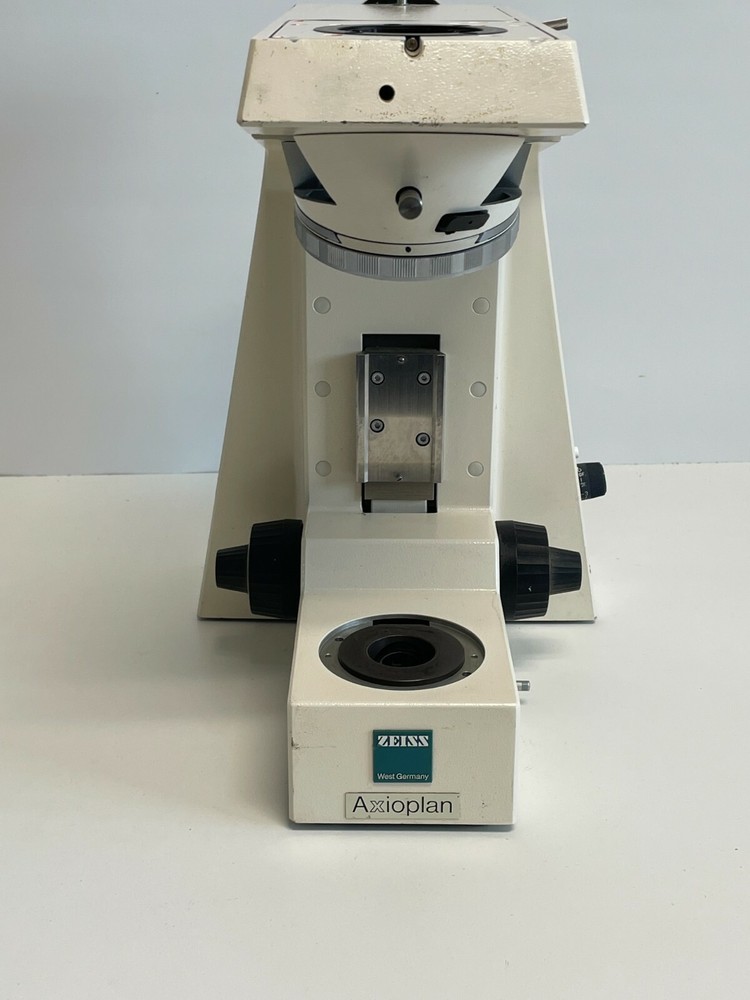 Zeiss AxioPlan Base with Turrett Objective Holder