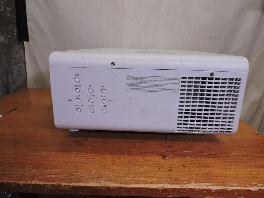 Panasonic PT-EZ570U projector 5000 Lumen projector with remote & ceiling mount#1