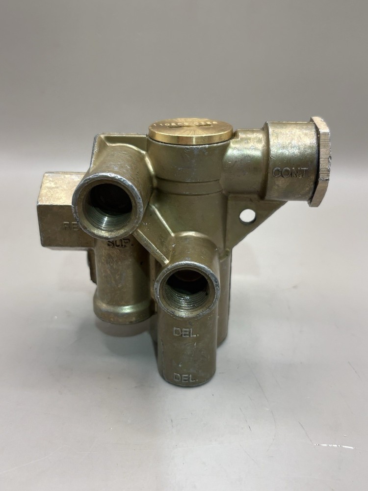 Sealco Spring Brake Control Valve 110800