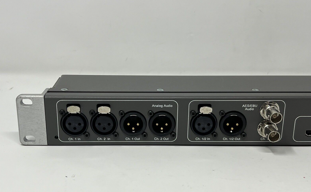 AJA KLHi-Box 102776 EXTERNAL BREAKOUT BOX