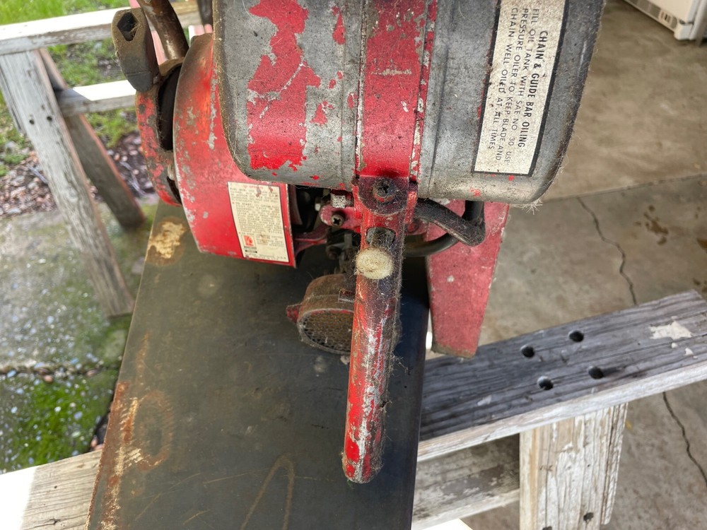 Vintage Tecumseh Chainsaw (Rebuilder!! Has Compression)