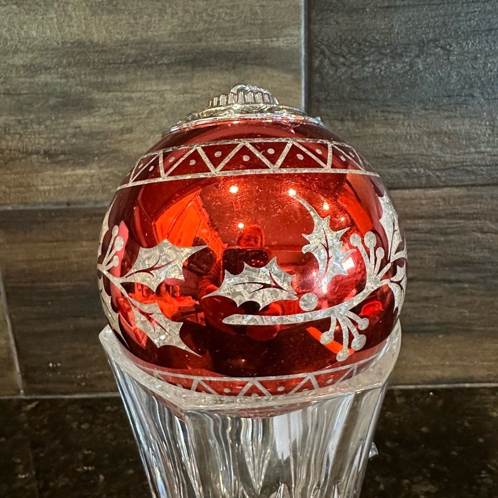 NWT Light-up Red & Silver Ornament- 4"