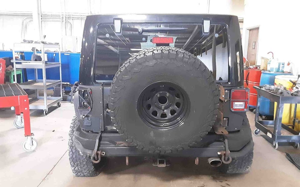 Used Windshield Frame fits: 2012 Jeep Wrangler Grade A
