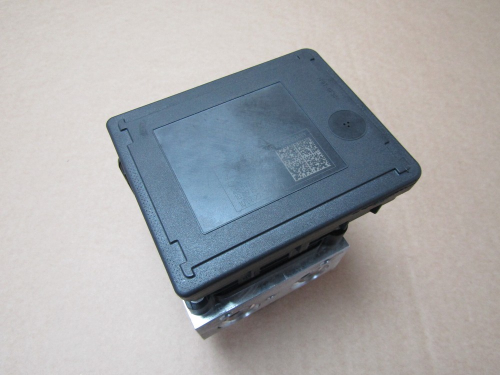 Triumph Speed Triple 1200 RS 2023 ABS pump control unit module (14078)
