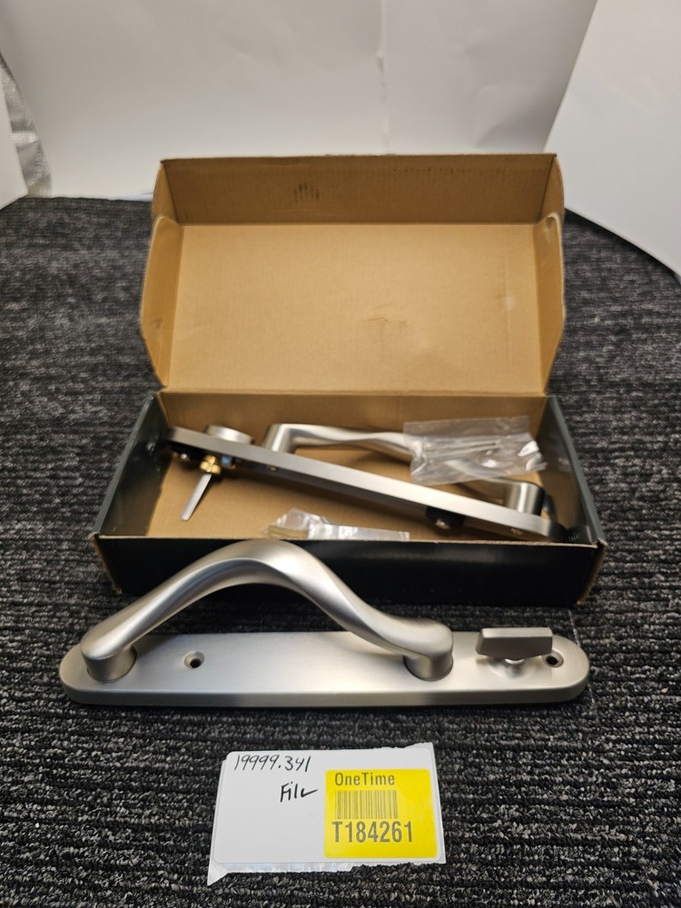 SS72A3SN Handle Hardware With Lock / Nickel