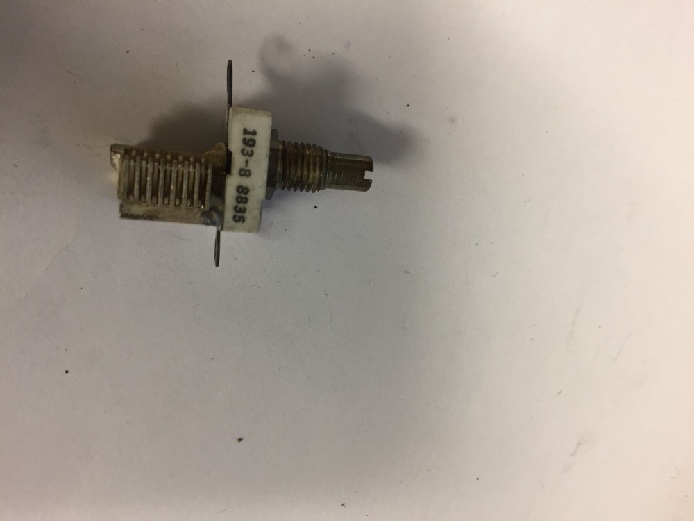 193-8  JOHNSON CINCH 	 VARIABLE CAPACITOR  NOS