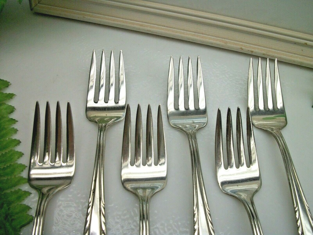 6 National Silver FLAME Silverplate Salad Forks 1938
