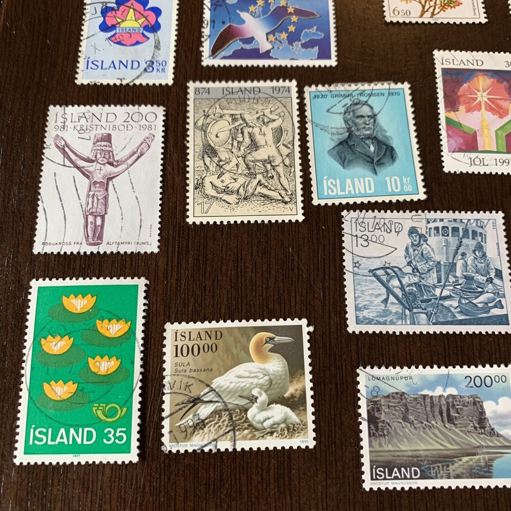ICELAND STAMP LOT 30 DIFFERENT STAMPS, NO DUPLICATES