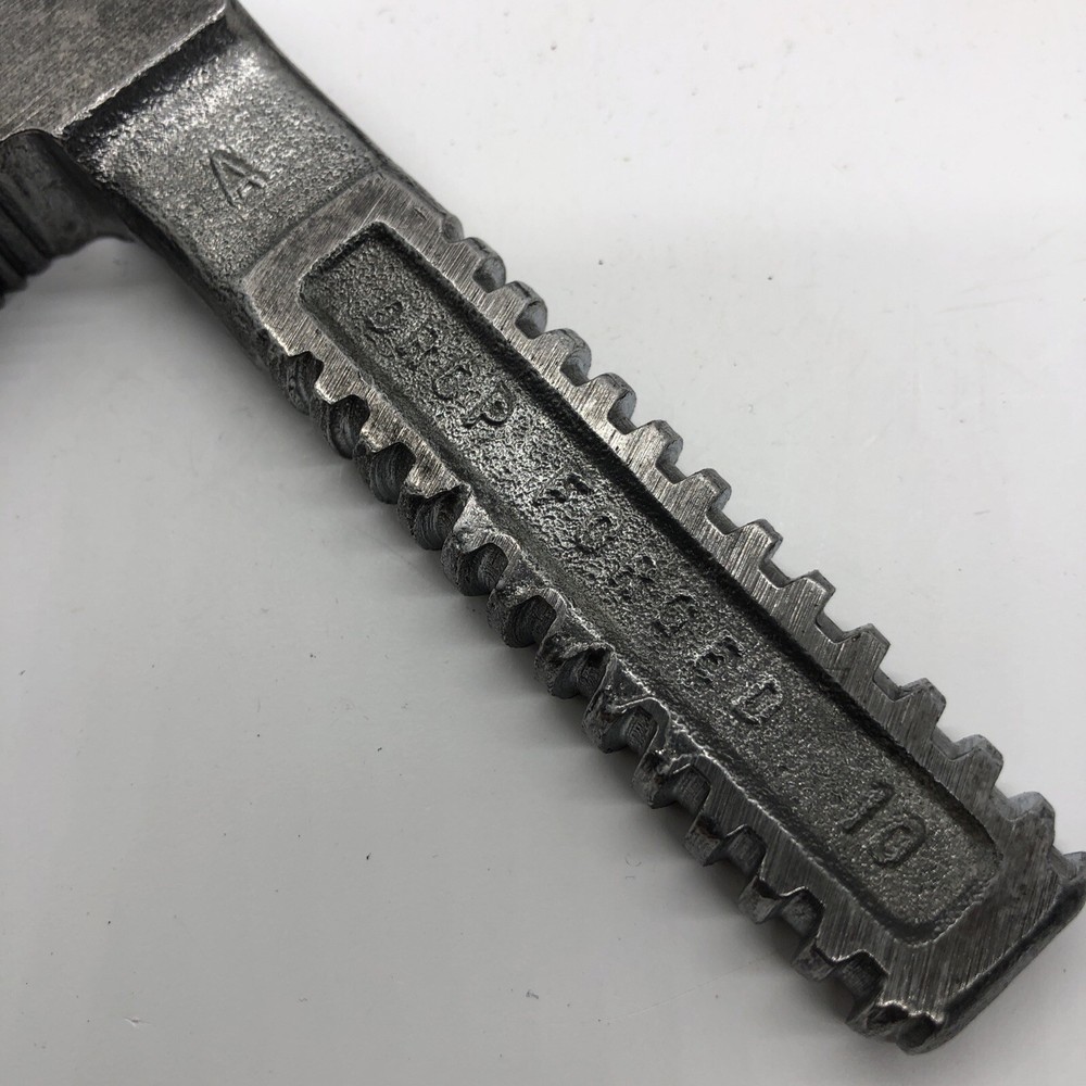 Vintage Stillson Trimo 10” Adjustable Pipe Wrench Red Handle