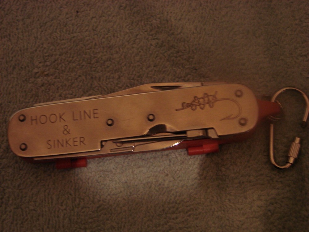 Wild & Wolf Hook Line & Sinker Fisherman's Multi-Tool