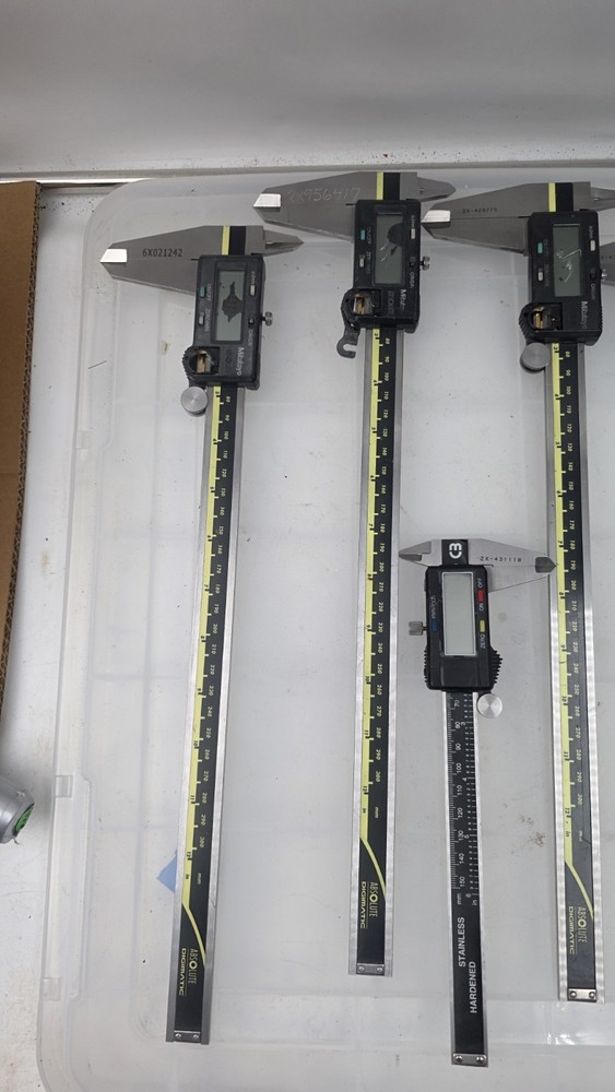 set Mitutoyo Absolute Digimatic Caliper aos