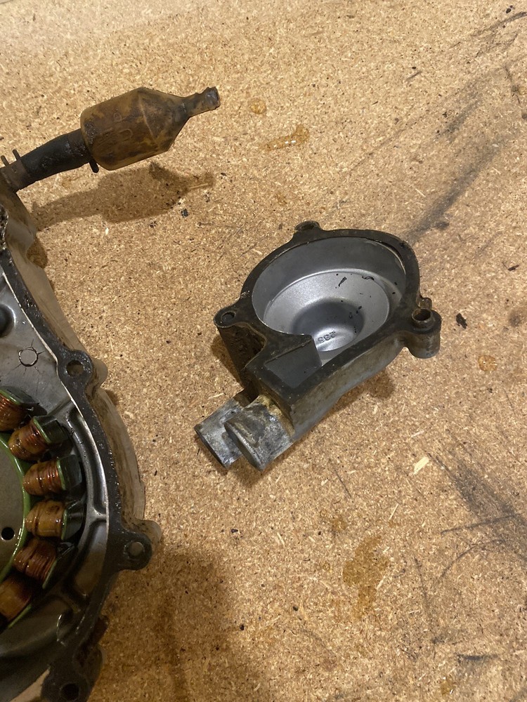 07 Arctic Cat 400 Stator Cover