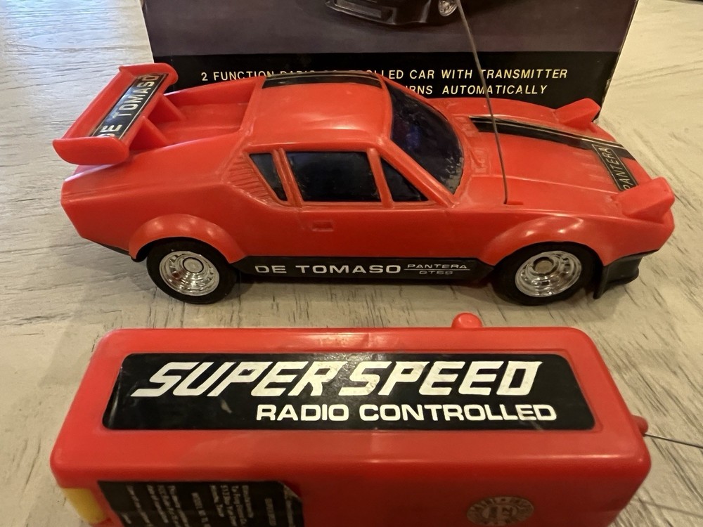 De Tomaso Pantera GTSS Vintage Remote control Car RED Super Speed W/box & insert