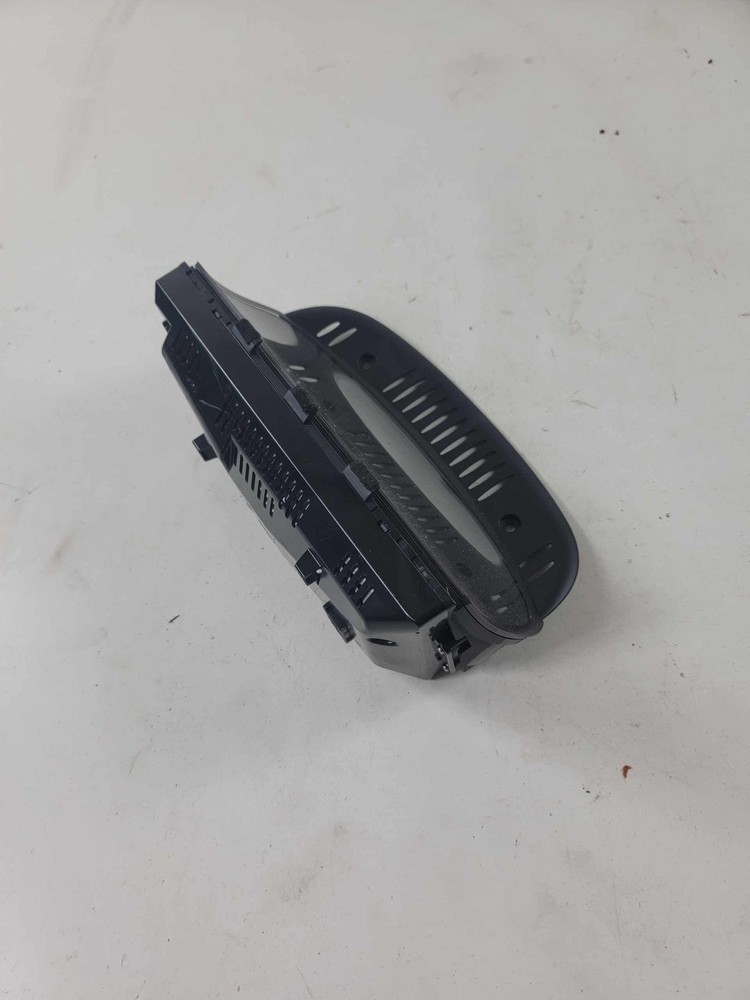08-13 BMW E90 E92 E93 M3 OEM On Board Navigation Radio Info Screen Display