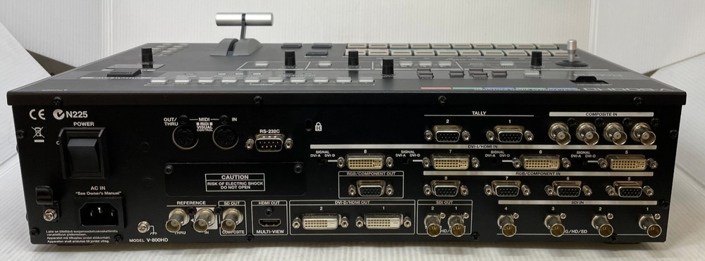 Roland V-800HD Multi-Format Video Switcher