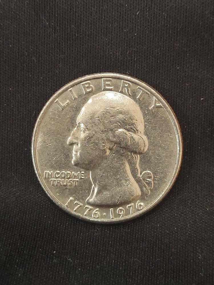 1776-1976 Bicentennial Quarter - Die Break Error on Reverse