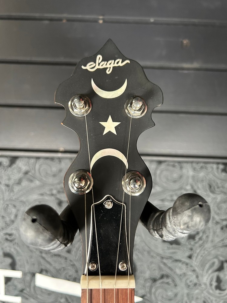 Saga SS-10 Traditional 5-String Open-Back Banjo