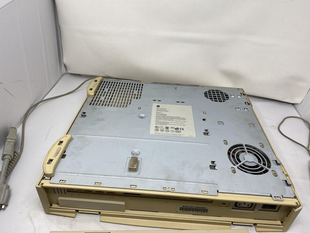 Vintage Apple Macintosh 6100/66 PowerPC Computer